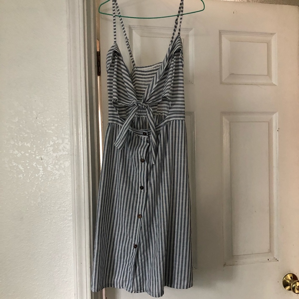 Opened tummy dress